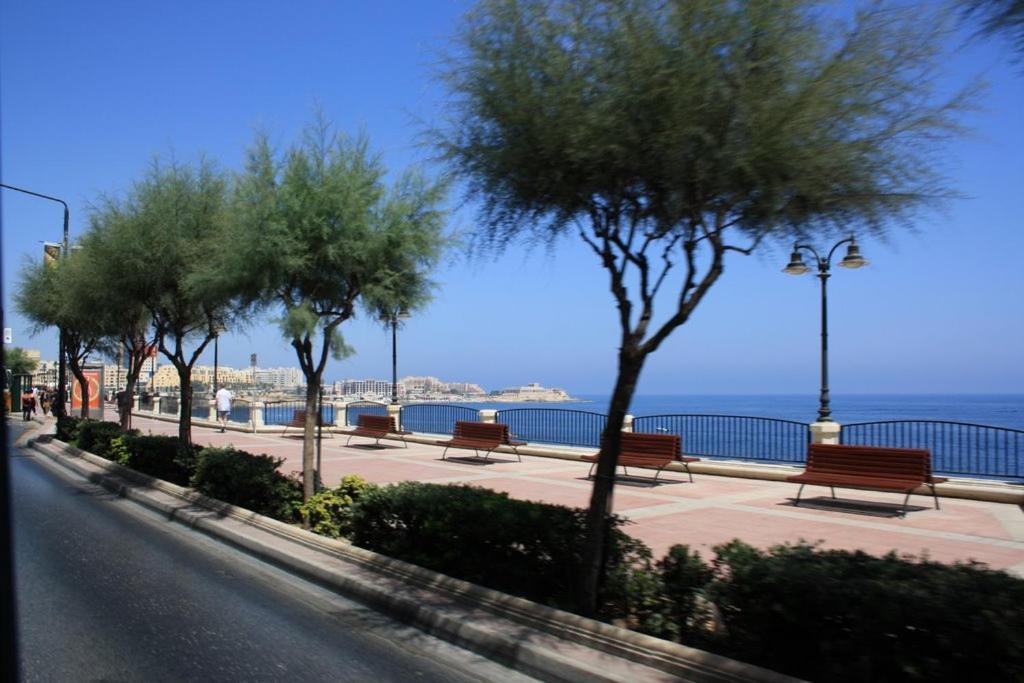 Seafront Lux Apart Inc Pool, Upmarket Area Sliema Dış mekan fotoğraf